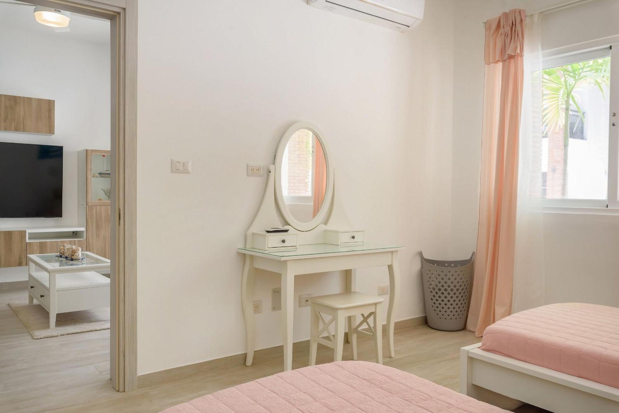 Apartamento Vacacional Ideal En Punta Cana, Caribe *